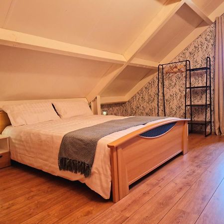 Daffodils Villa Enscherange Eksteriør bilde